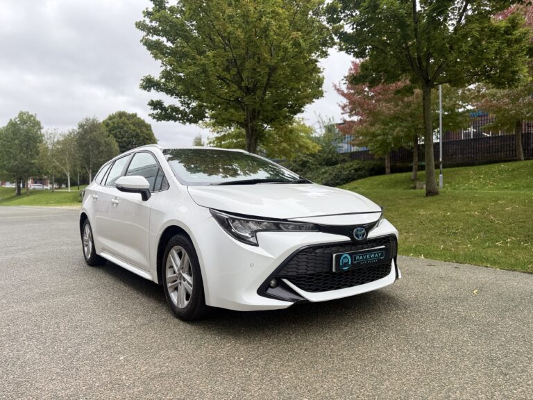 TOYOTA COROLLA <br> <h6 style='color:white;font-size:;'>1.8 VVT-h Icon Tech Touring Sports CVT Euro 6 (s/s) 5dr</h6>