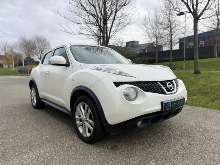 NISSAN JUKE <br> <h6 style='color:white;font-size:;'>1.6 Acenta Premium Euro 5 (s/s) 5dr</h6>
