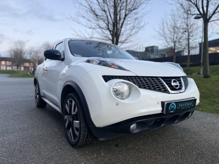 NISSAN JUKE <br> <h6 style='color:white;font-size:;'>1.6 n-tec CVT Euro 5 5dr</h6>