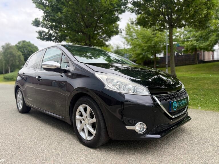 PEUGEOT 208  1.2 VTi PureTech Style Euro 6 5dr