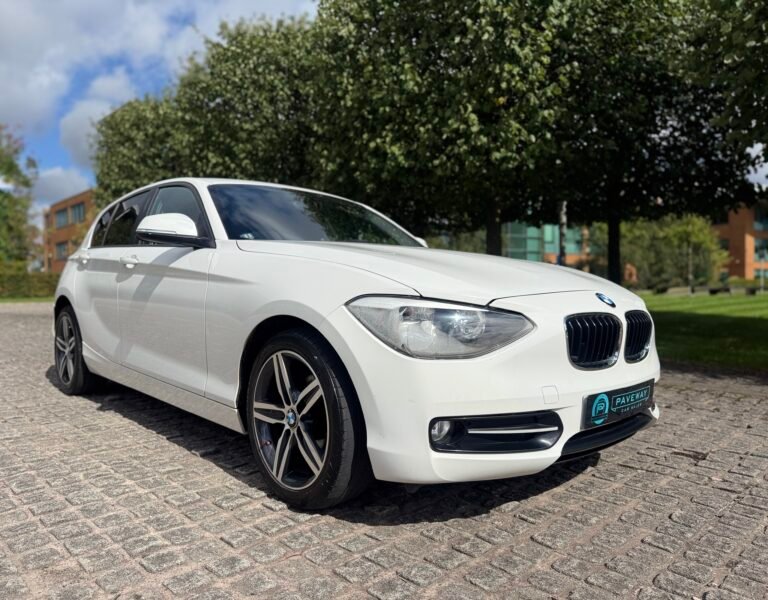 BMW 1 SERIES  2.0 118d Sport Euro 5 (s/s) 5dr
